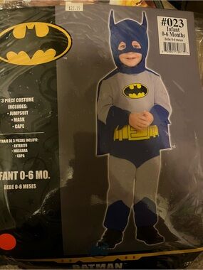 DC Batman Infant Costume - Gray, Navy and Yellow 0-6 months